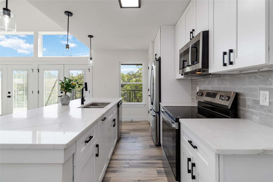 Furnished interior view inside a new home in , Canyon Lake (Image 9). Furnished interior view inside a new home in , Canyon Lake (Image 9).
