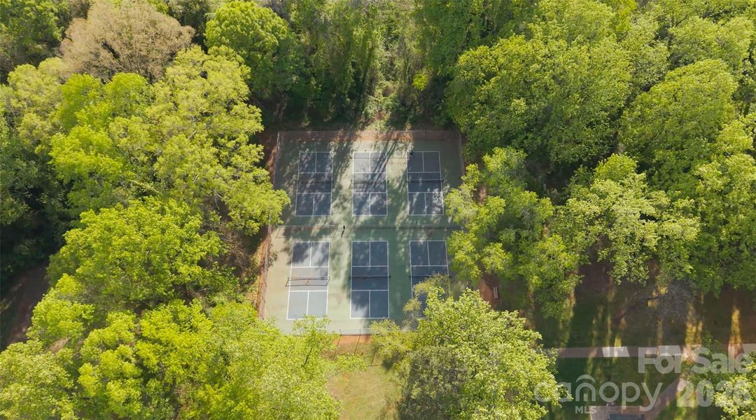 Image 27 of a home in .