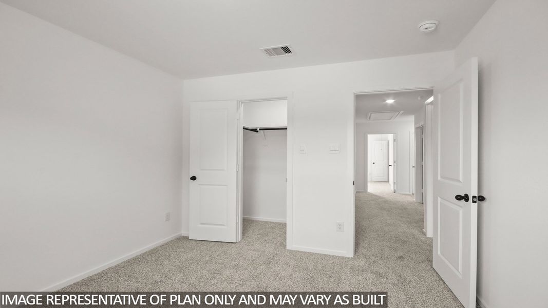 Spacious, unfurnished interior of a new home in Venetian Pines, Conroe (Image 17).