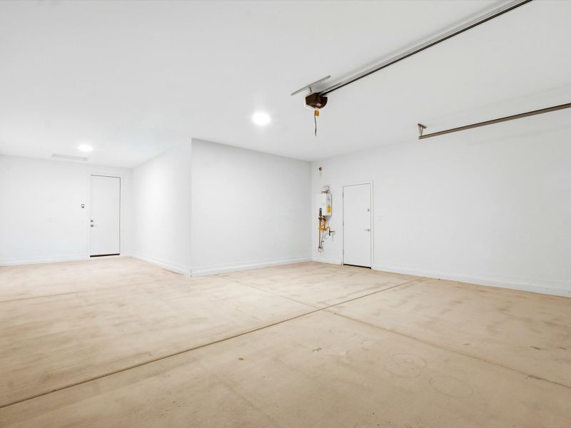 Spacious, unfurnished interior of a new home in White Tank Foothills Signature Series, Waddell (Image 23). Spacious, unfurnished interior of a new home in White Tank Foothills Signature Series, Waddell (Image 23).