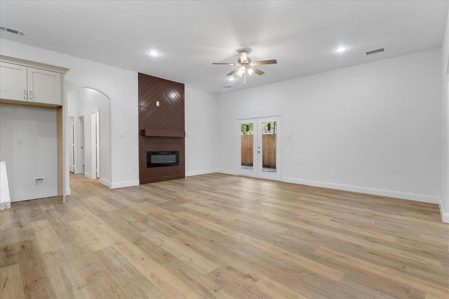 Spacious, unfurnished interior of a new home in , Fort Worth (Image 24). Spacious, unfurnished interior of a new home in , Fort Worth (Image 24).