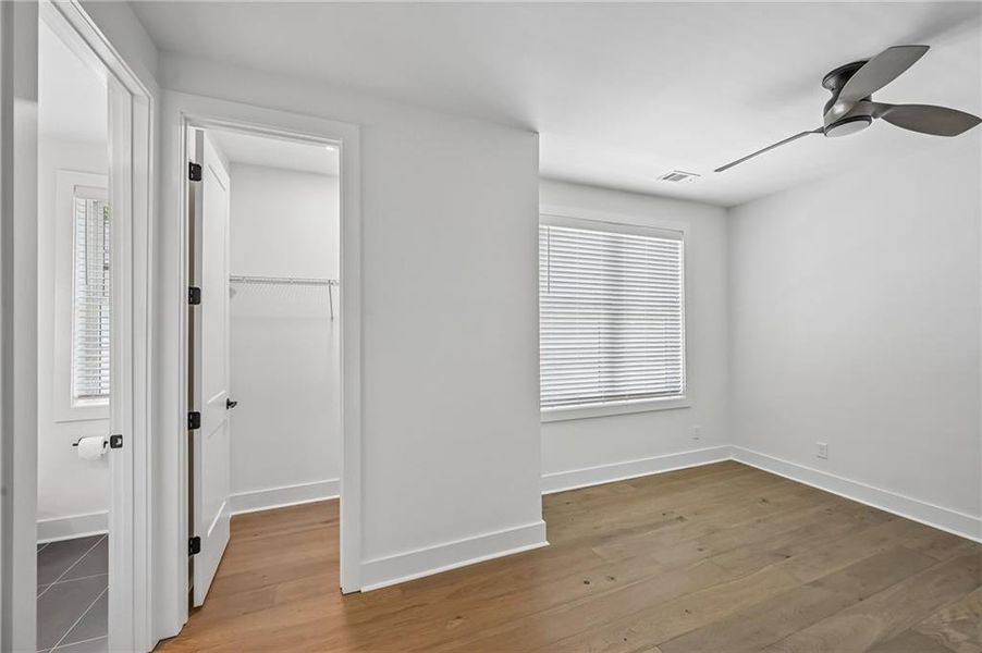 Spacious, unfurnished interior of a new home in , Alpharetta (Image 63). Spacious, unfurnished interior of a new home in , Alpharetta (Image 63).