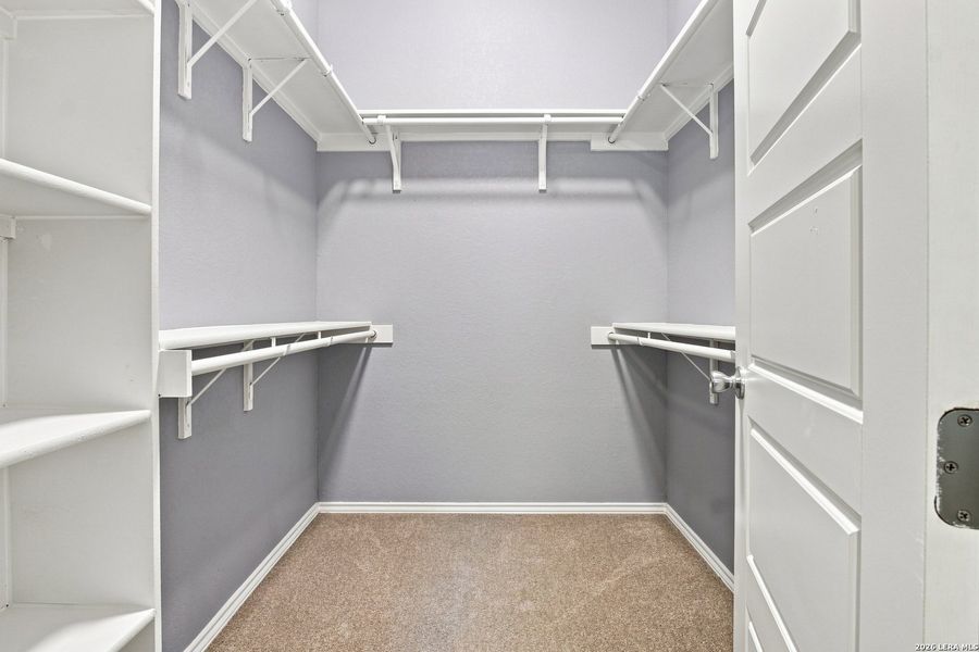 Spacious, unfurnished interior of a new home in , San Antonio (Image 13).