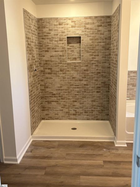 Close-up of interior finishes inside a home in Hazelwood, Boiling Springs (Image 7).