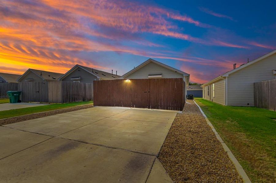 Exterior details and patio area of a home in , Ferris (Image 26).