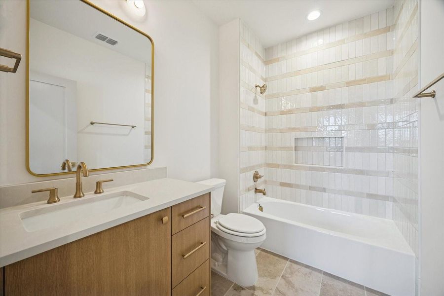 Furnished interior view inside a new home in , Houston (Image 16). Furnished interior view inside a new home in , Houston (Image 16).