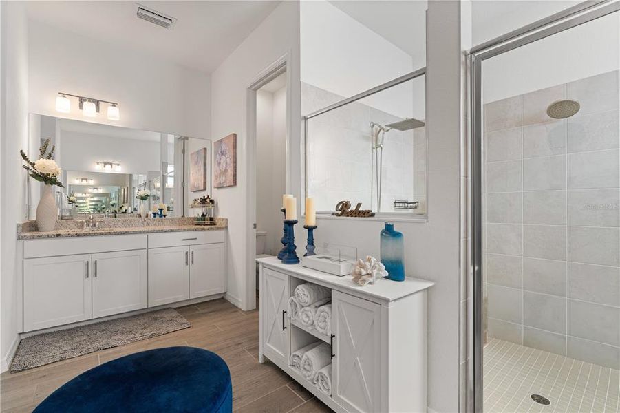 Furnished interior view inside a new home in , Punta Gorda (Image 54).