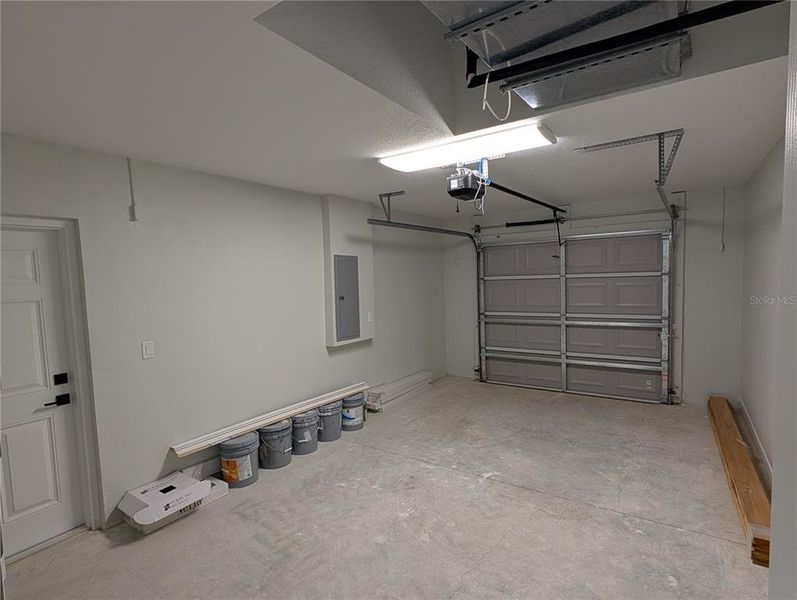 Spacious, unfurnished interior of a new home in , Ocala (Image 18). Spacious, unfurnished interior of a new home in , Ocala (Image 18).