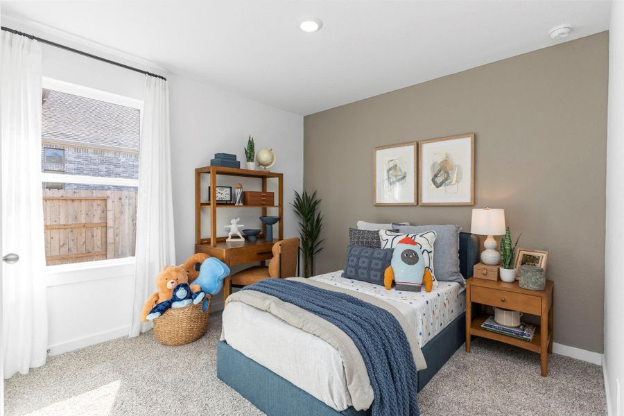 Furnished interior view inside a new home in , Iowa Colony (Image 38).