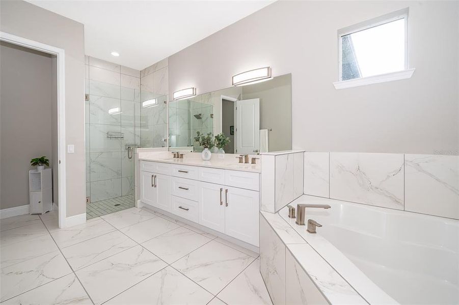 Furnished interior view inside a new home in , St. Cloud (Image 19).