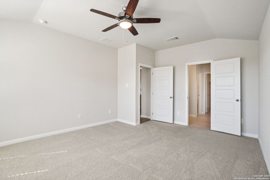Spacious, unfurnished interior of a new home in Kallison Ranch, San Antonio (Image 22).