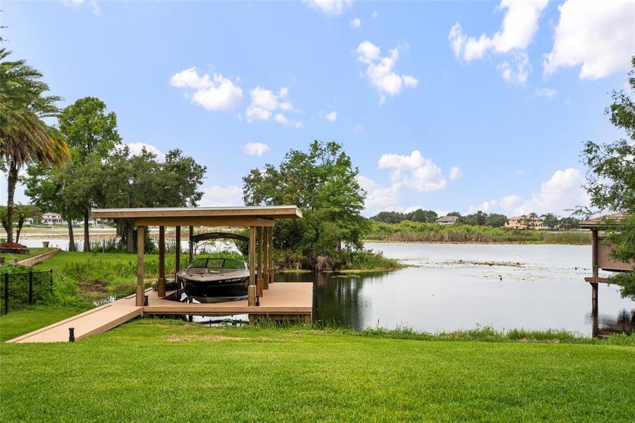 Community amenities in , Windermere (Image 76).