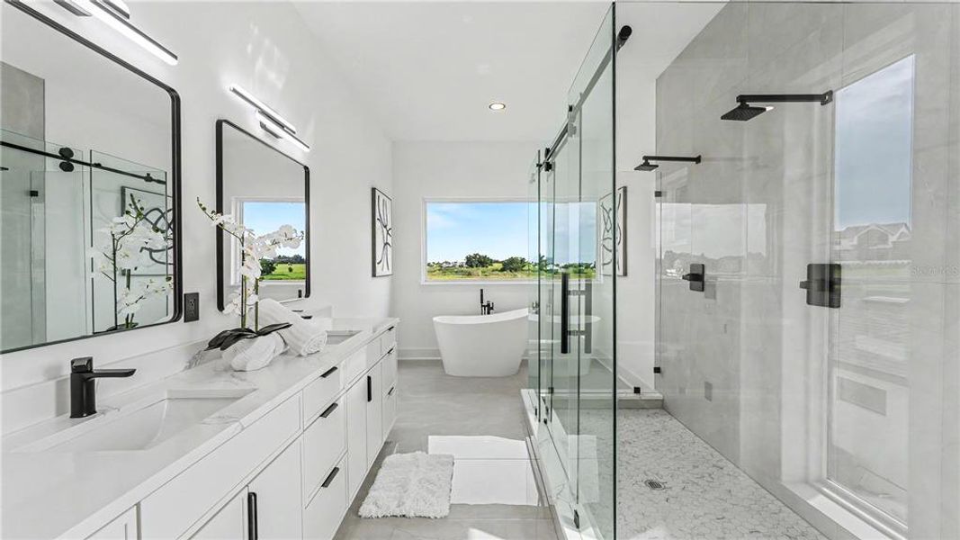 Furnished interior view inside a new home in , Lake Alfred (Image 6).