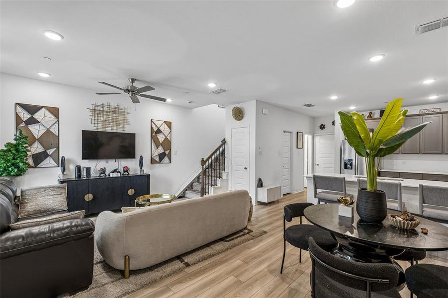 Furnished interior view inside a new home in Cloverleaf Crossing Townhomes, Mesquite (Image 10).