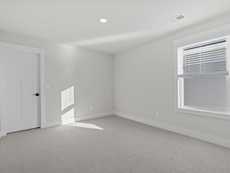 Spacious, unfurnished interior of a new home in Cedar Shoals - Signature Collection, Piedmont (Image 20).