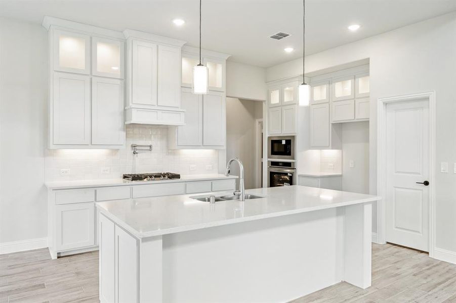 Furnished interior view inside a new home in Sonoma Verde, Rockwall (Image 16).