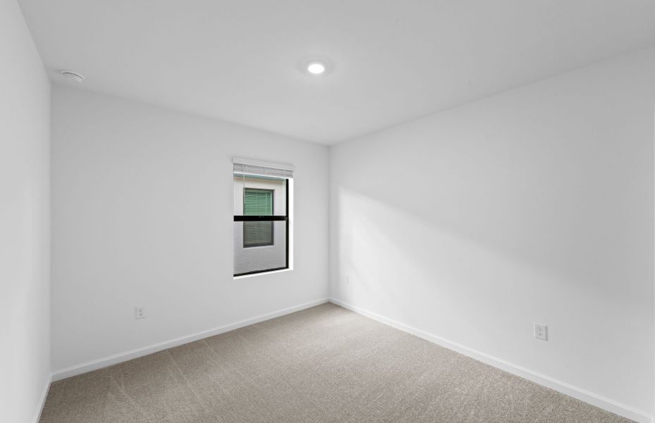 Spacious, unfurnished interior of a new home in Caloosa Cove, Labelle (Image 18).