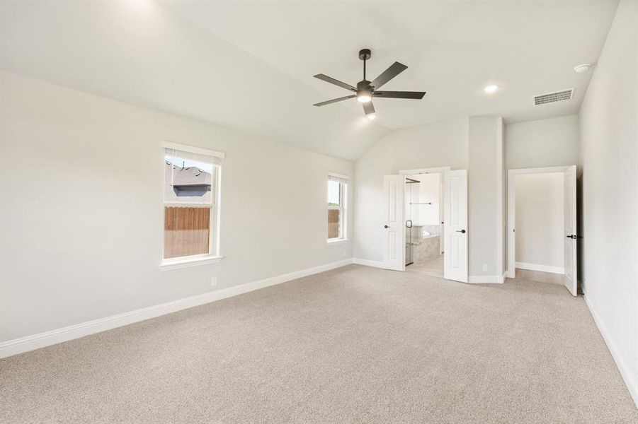 Spacious, unfurnished interior of a new home in Parks of Aledo, Aledo (Image 19).
