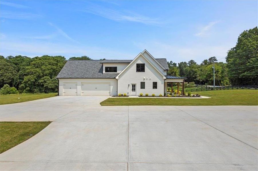 Image 54 of a home in . Image 54 of a home in .