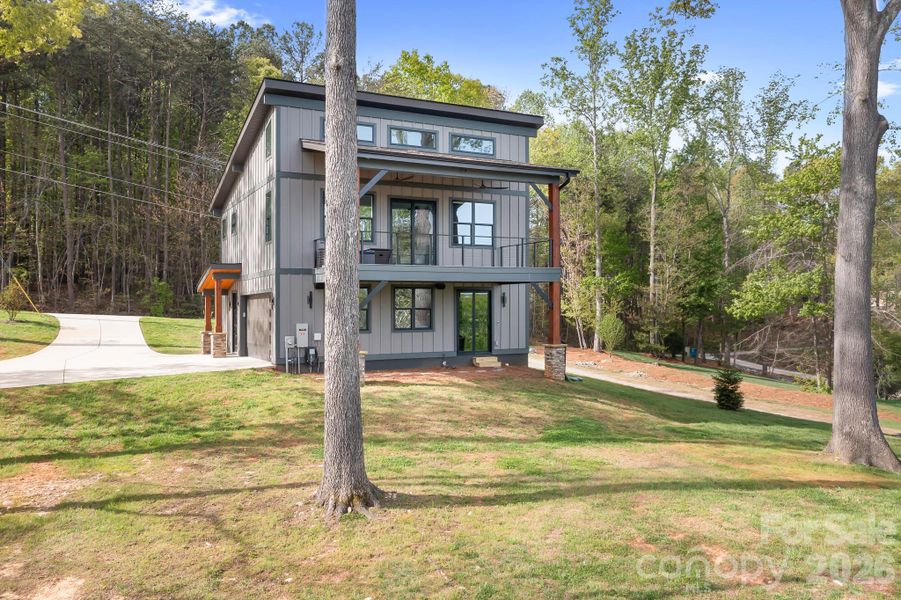 Exterior details and patio area of a home in , Denver (Image 18).
