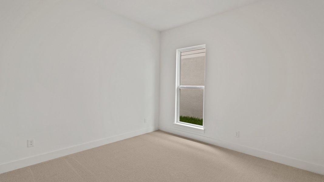 Spacious, unfurnished interior of a new home in Reserve at Berry Bay, Wimauma (Image 16).