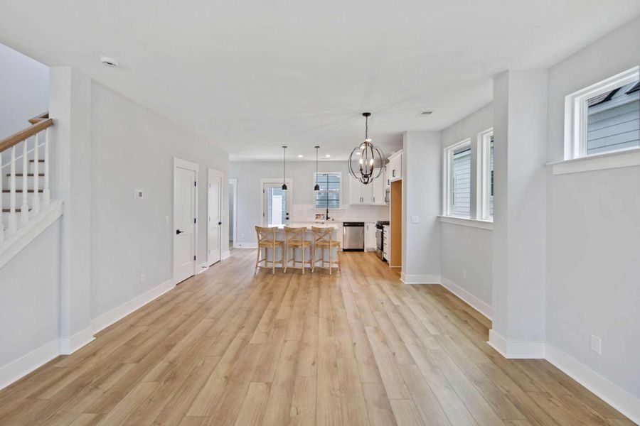 The Lindenberry - Dining The Lindenberry - Dining