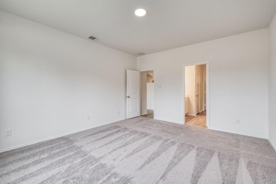 Spacious, unfurnished interior of a new home in River Bluff, Leander (Image 26). Spacious, unfurnished interior of a new home in River Bluff, Leander (Image 26).