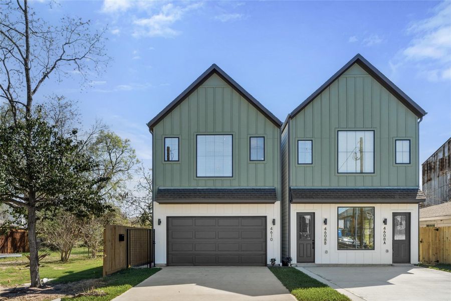 Front exterior of a new home in , Houston, TX, highlighting curb appeal (Image 22).