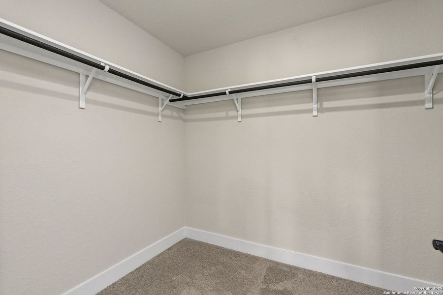 Spacious, unfurnished interior of a new home in Brookstone Creek, San Antonio (Image 23). Spacious, unfurnished interior of a new home in Brookstone Creek, San Antonio (Image 23).