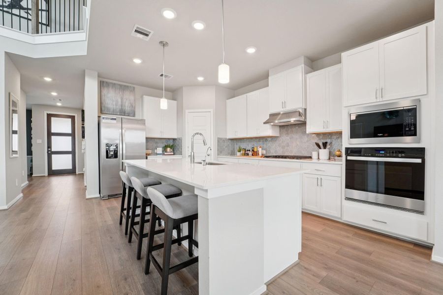 Photo is not of the actual home, but is an inspirational photo of builder’s model home and may depict options, furnishings, and/or decorator features that are not included Photo is not of the actual home, but is an inspirational photo of builder’s model home and may depict options, furnishings, and/or decorator features that are not included