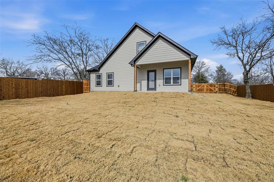 Exterior details and patio area of a home in , Fort Worth (Image 25).