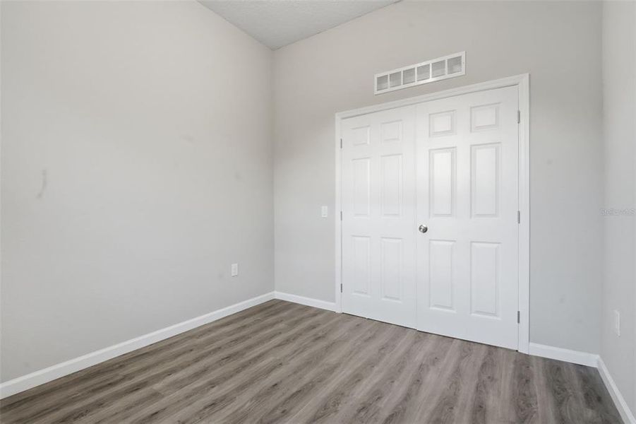 Spacious, unfurnished interior of a new home in , Debary (Image 23).