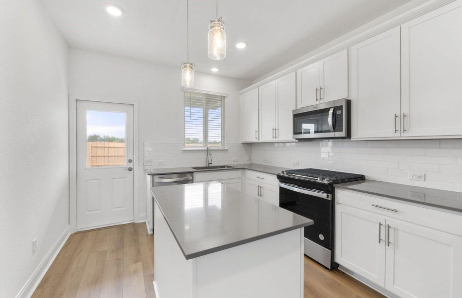 Furnished interior view inside a new home in Patterson Ranch, Georgetown (Image 8). Furnished interior view inside a new home in Patterson Ranch, Georgetown (Image 8).