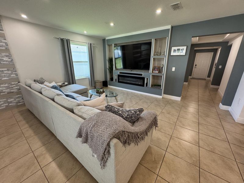 Furnished interior view inside a new home in , Port St. Lucie (Image 29).