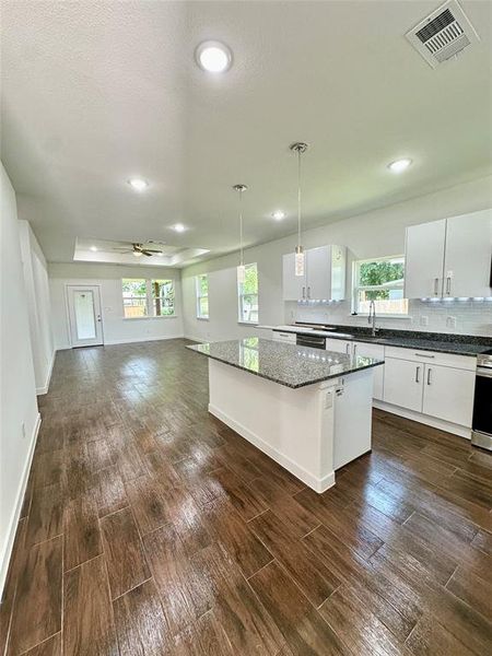 Image 16 of a home in . Image 16 of a home in .
