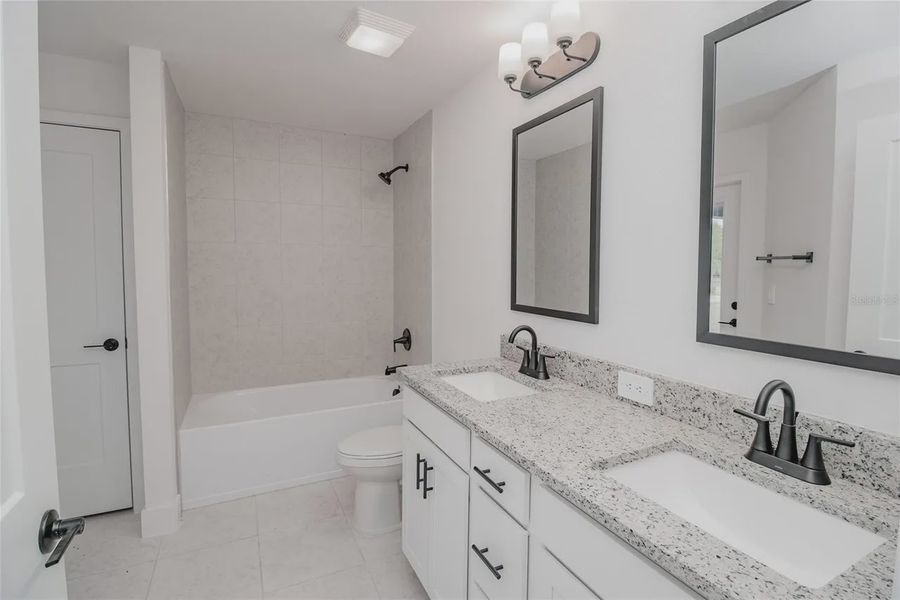 Furnished interior view inside a new home in Hickory Ridge Estates, Lake Wales (Image 12).