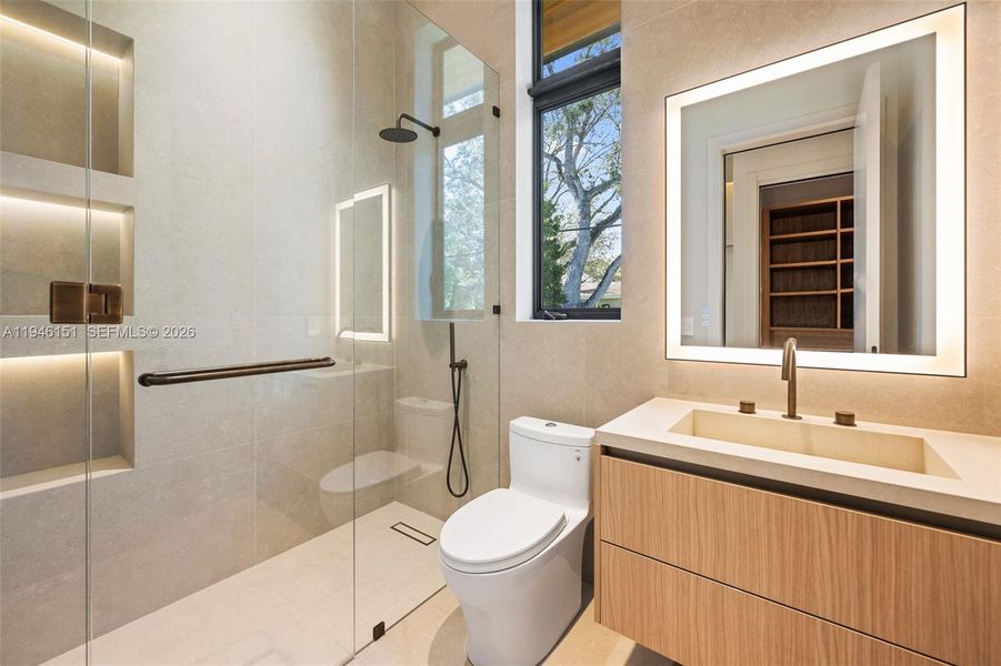 Furnished interior view inside a new home in , Pinecrest (Image 12).