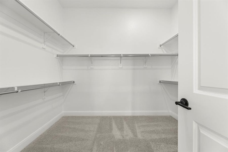 15. 2508 Grinnel - Closet