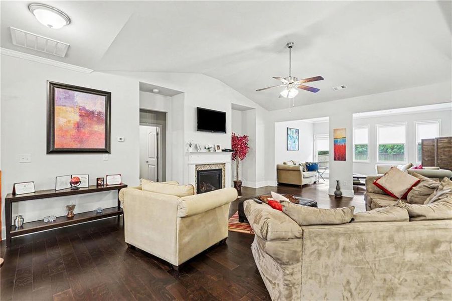 Furnished interior view inside a new home in , Atlanta (Image 25).