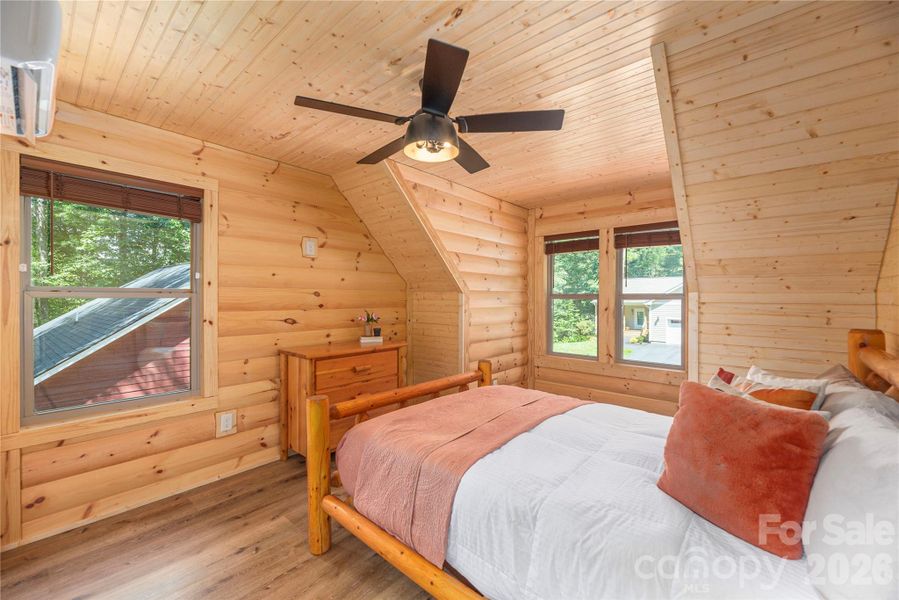 Furnished interior view inside a new home in , Maggie Valley (Image 14).
