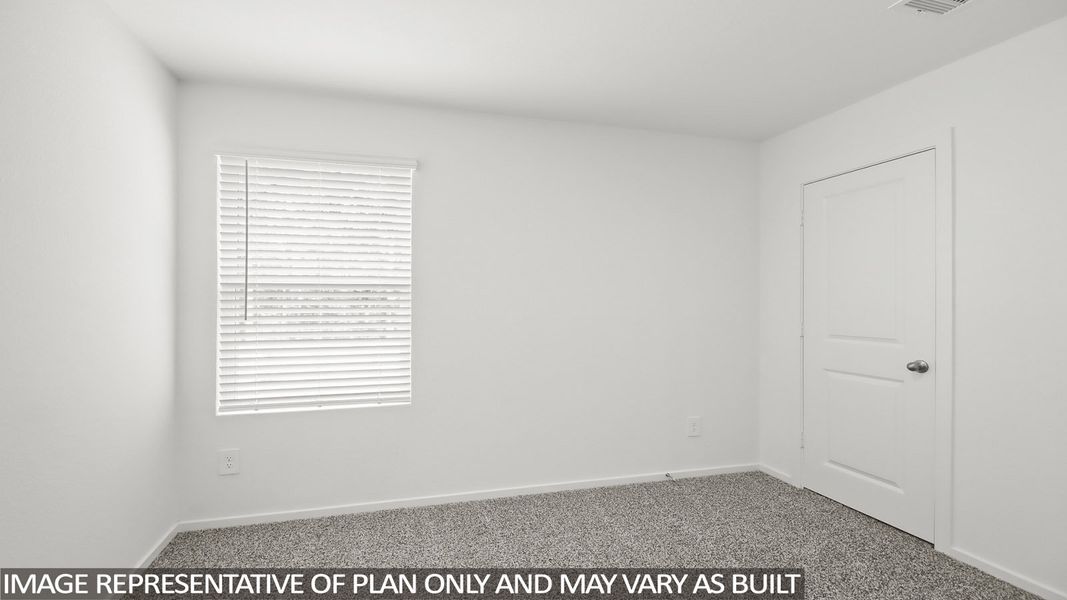 Spacious, unfurnished interior of a new home in Silverthorne, Conroe (Image 15).