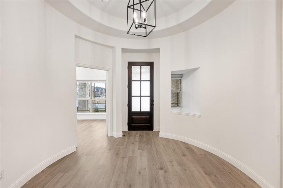 Spacious, unfurnished interior of a new home in Villages of Hurricane Creek, Anna (Image 34).