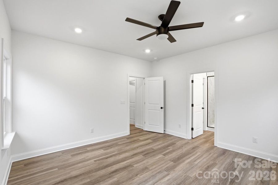 Spacious, unfurnished interior of a new home in , Gastonia (Image 26).