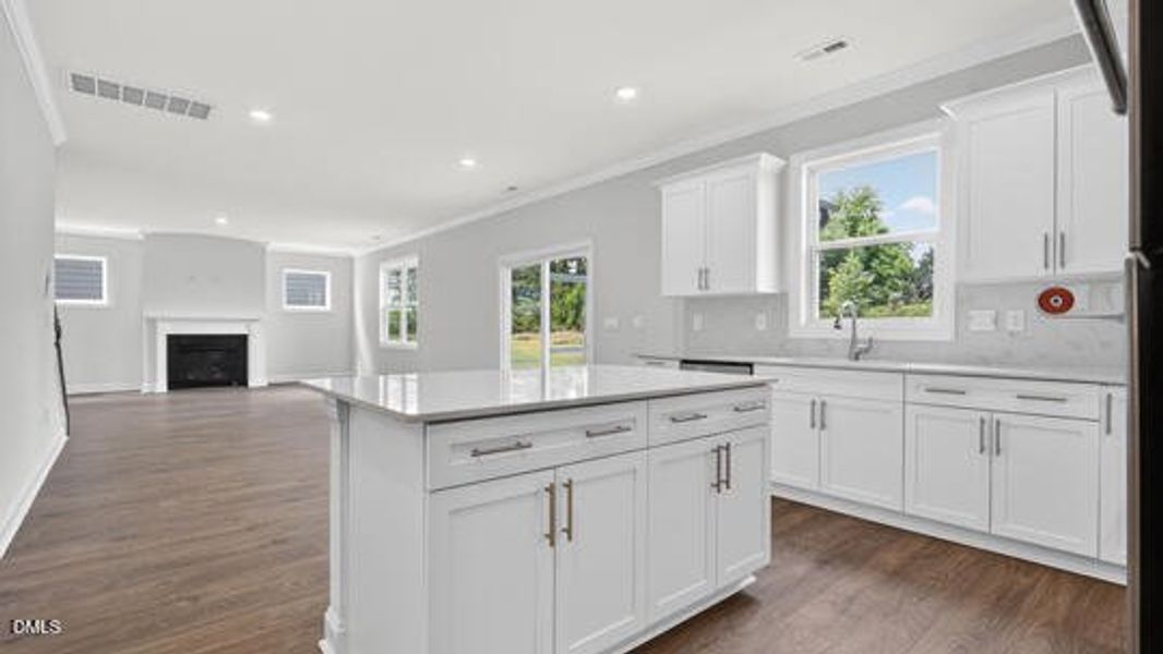 Manors at Haywood Glen_Lucas G_306_White