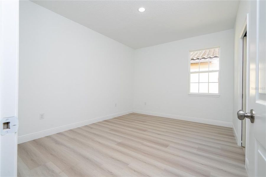 Spacious, unfurnished interior of a new home in , Haines City (Image 42).