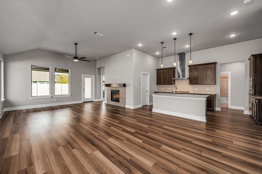 Spacious, unfurnished interior of a new home in , McKinney (Image 31). Spacious, unfurnished interior of a new home in , McKinney (Image 31).