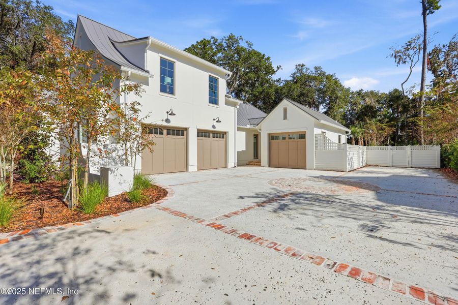 Front exterior of a new home in , Ponte Vedra, FL, highlighting curb appeal (Image 2).