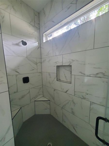 MASSIVE PRIMARY SHOWER MASSIVE PRIMARY SHOWER