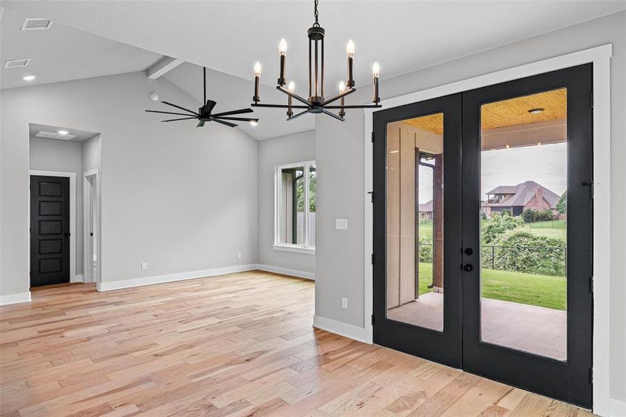 Spacious, unfurnished interior of a new home in , Granbury (Image 30). Spacious, unfurnished interior of a new home in , Granbury (Image 30).