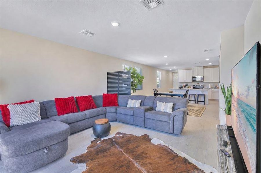 Furnished interior view inside a new home in Park East, Plant City (Image 9).